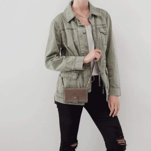 NWT Hobo International Apollo Leather Crossbody Mini Bag Phone Case Shadow - Picture 2 of 9